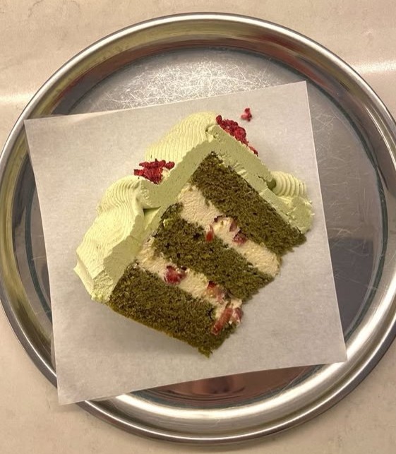 Matcha Strawberry Mascarpone cake top view